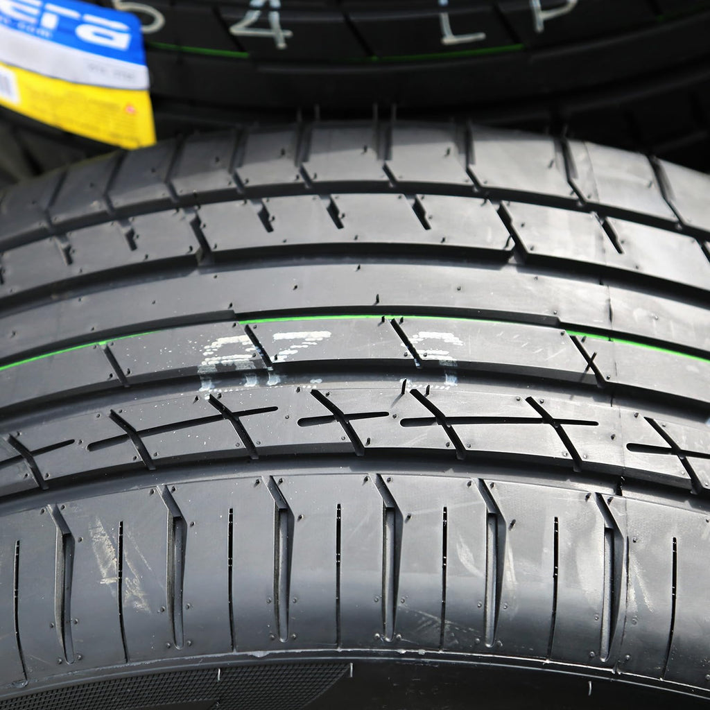 275/55R20 117V All Season XL Tire C869138