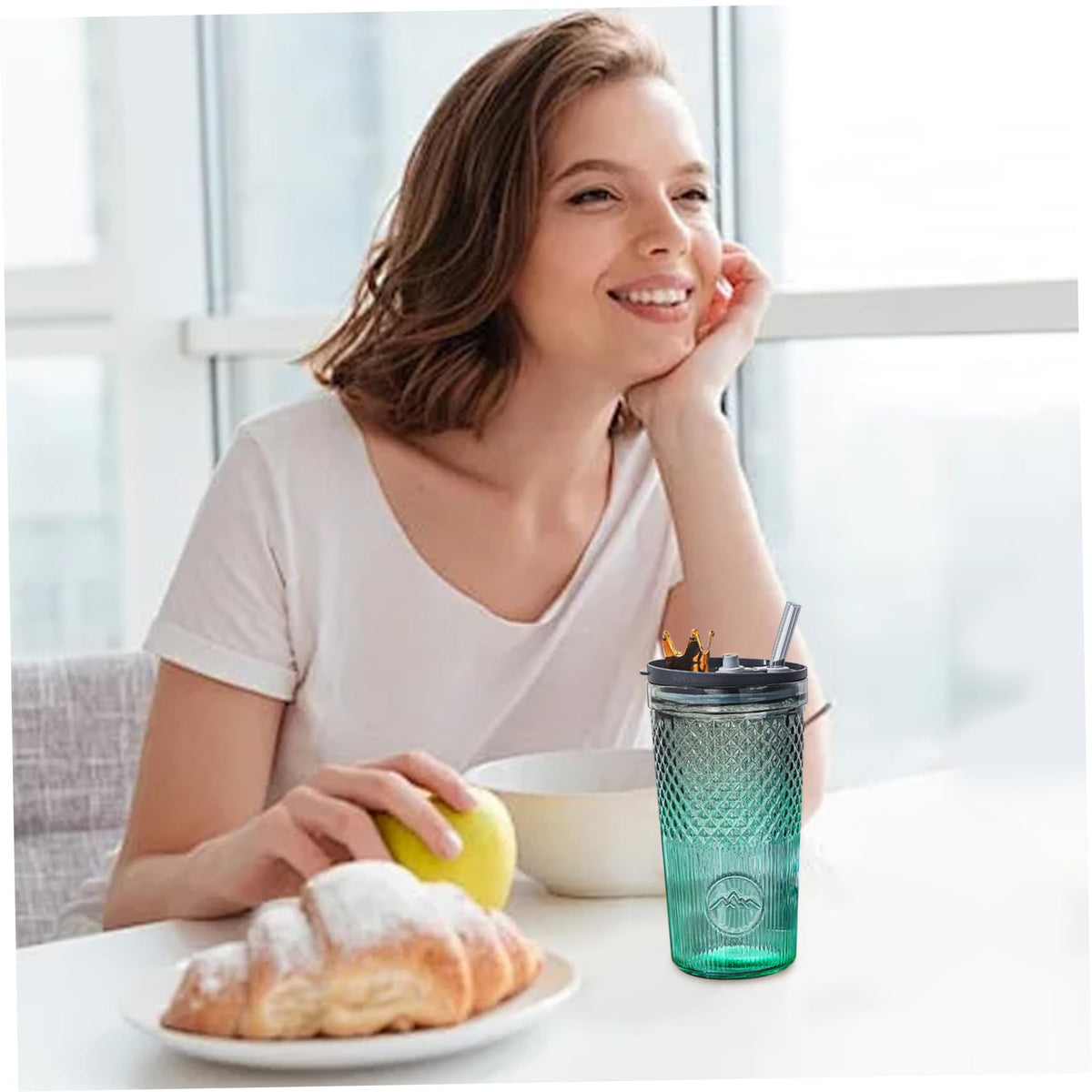 20Oz Glass Tumbler with Straw and Lid G59844