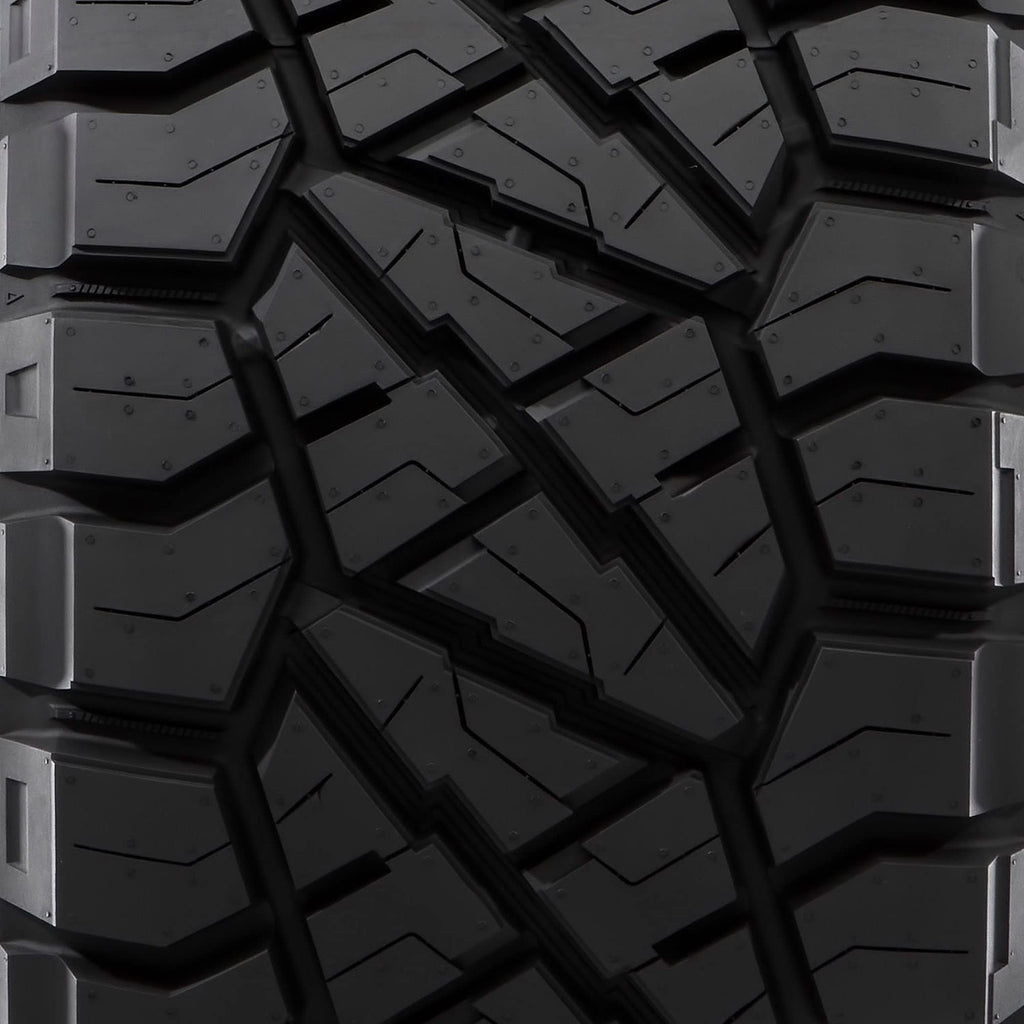 275/55R20 117T XL BW Q65806