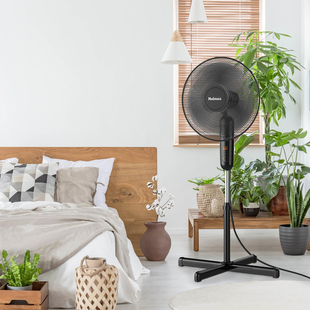 16" Digital Stand Fan, 80° Oscillation, 3 Speeds, Remote Control, Black V129773