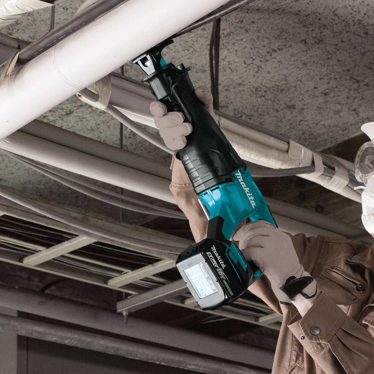 18V Lithium-Ion Brushless Cordless Recipro Saw Kit A8991